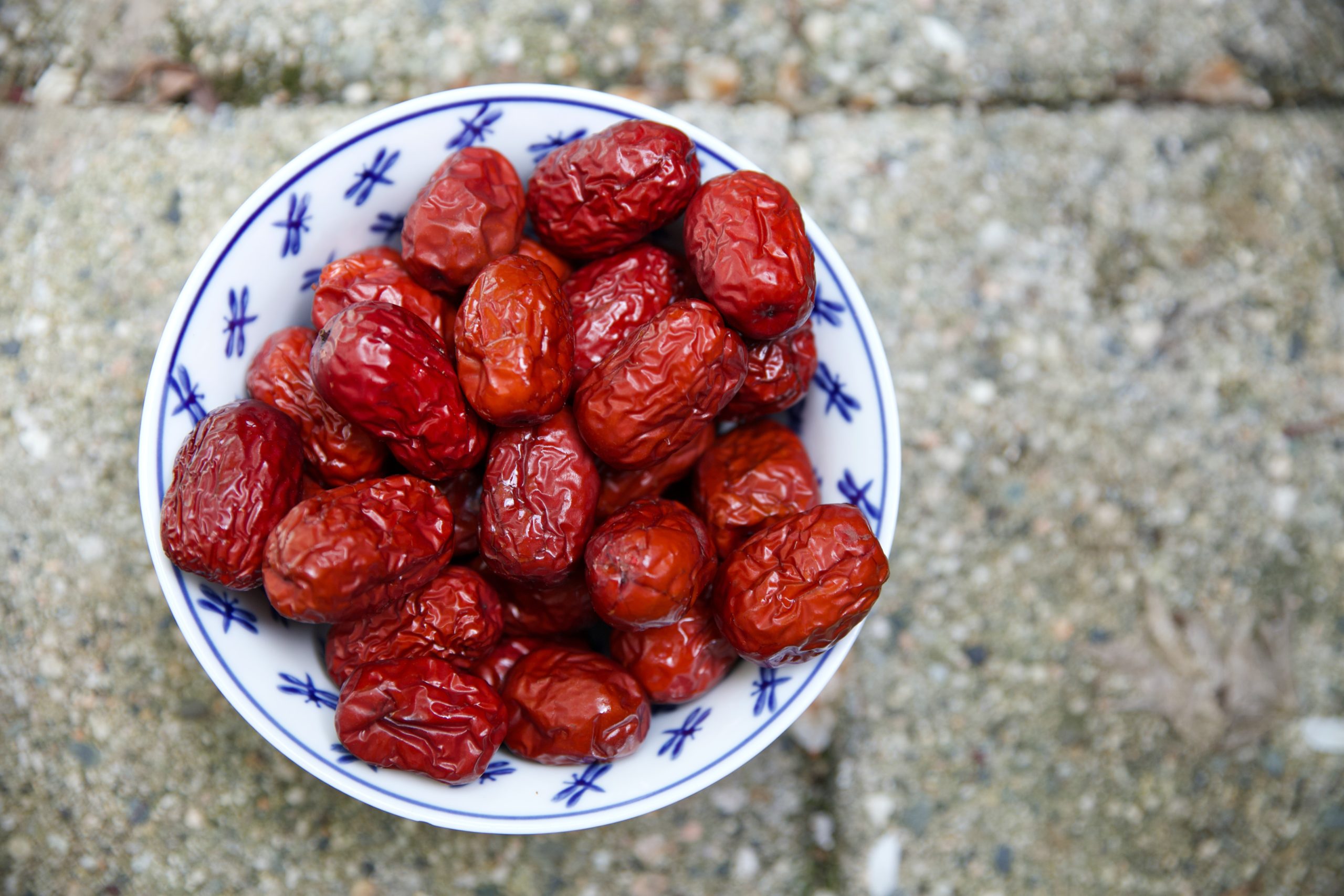 Dates: avoid pitfalls, hit the sweet spot